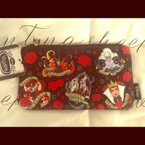 NEW LOUNGEFLY DISNEY VILLIANS cosmetic bag💄✨